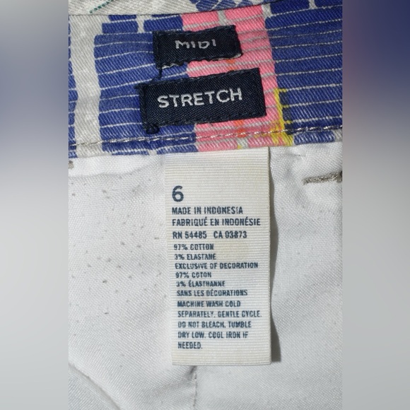 American Eagle Boho Print Stretch Shorts Sz 6 - Picture 3 of 3